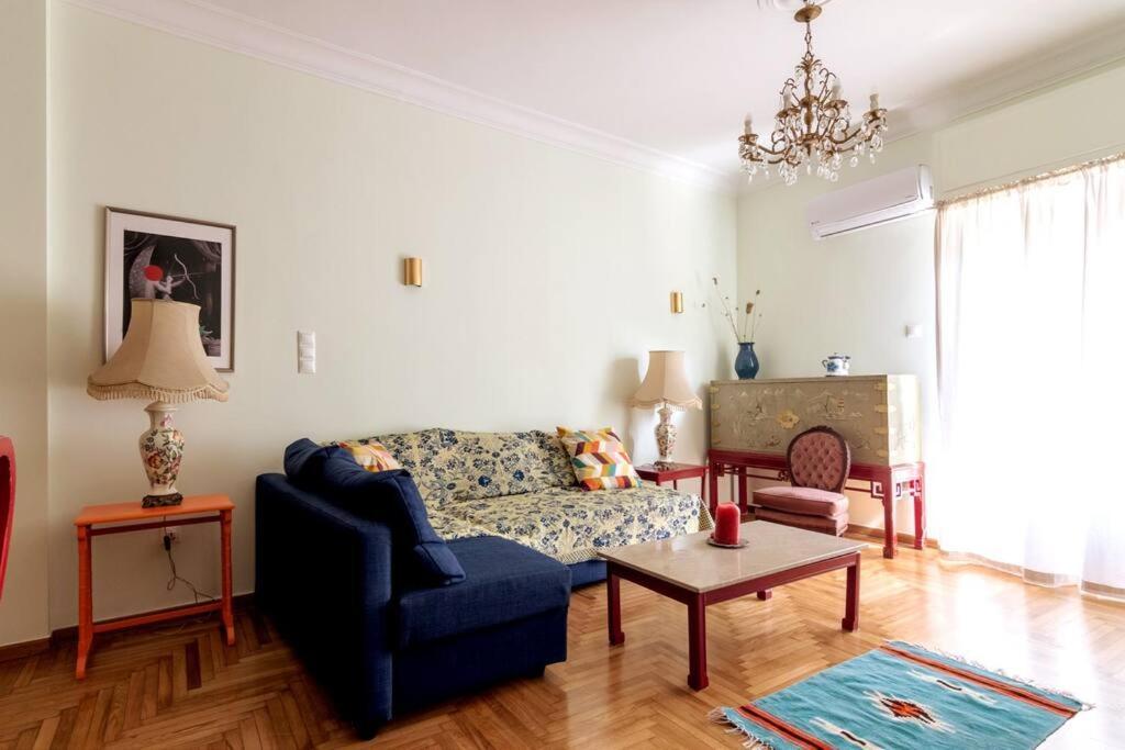 Iphigenia 2 Bedroom Retro Downtown Apartment Athens Exterior photo